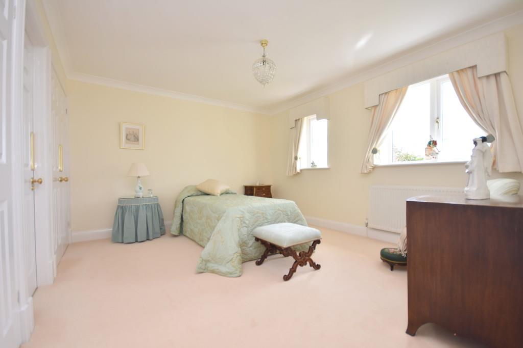 2 The Oaklands, Pen-Y-Turnpike Road, Dinas Powys, CF64 4HH